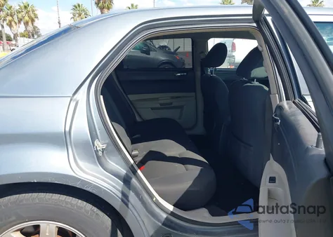 2007 Chrysler 300 из США, поврежденный, VIN 2C3KA43R87H649028